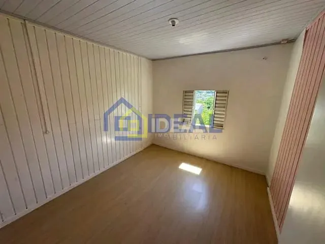 Casa 4 quartos e 3 banheiros, à venda, no bairro Petrópolis em Concórdia