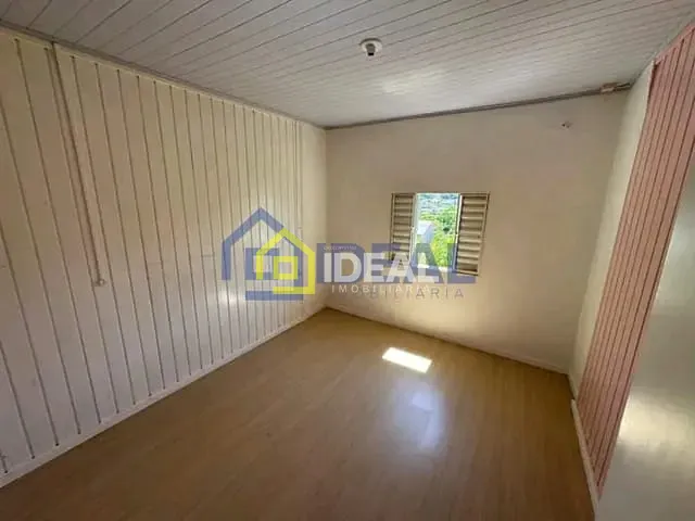 Casa 4 quartos e 3 banheiros, à venda, no bairro Petrópolis em Concórdia