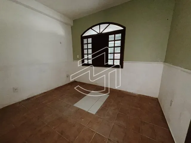 Casa 5 quartos e 3 banheiros, para alugar, no bairro Coqueiro em Belém