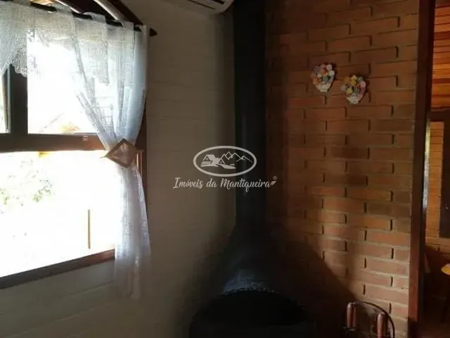 Casa com 643m² 2 quartos e 3 banheiros, à venda, no bairro Penedo em Itatiaia