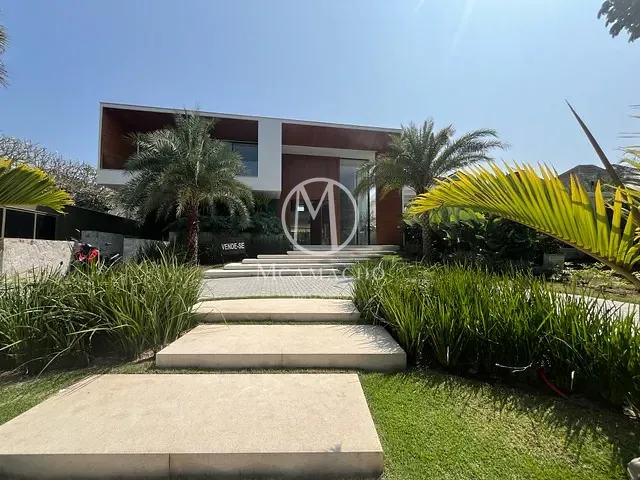 Casa com 1023m² 5 quartos e 7 banheiros, à venda, no bairro Barra da Tijuca em Avenida das Américas