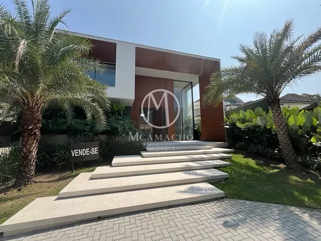 Casa com 1023m² 5 quartos e 7 banheiros, à venda, no bairro Barra da Tijuca em Avenida das Américas