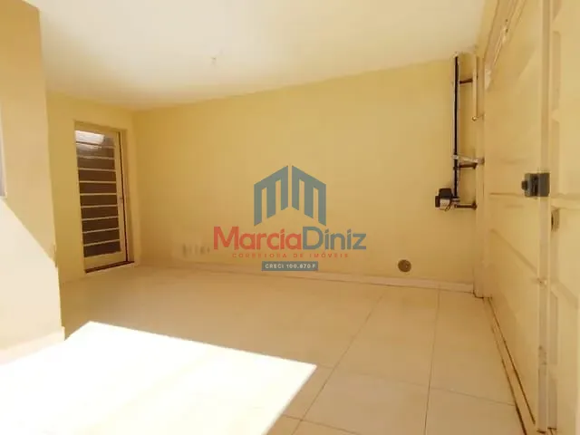 Casa 2 quartos e 1 banheiro, à venda, no bairro Centro em Ituverava