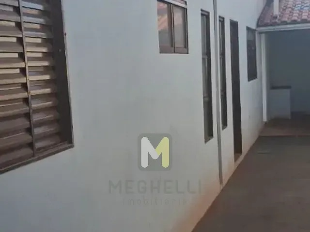Casa com 160m² 2 quartos e 2 banheiros, à venda, no bairro Jardim Amélia II em Serrana