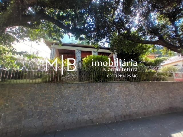 Casa com 918m² 4 quartos e 3 banheiros, à venda, no bairro CENTRO em CATAGUASES