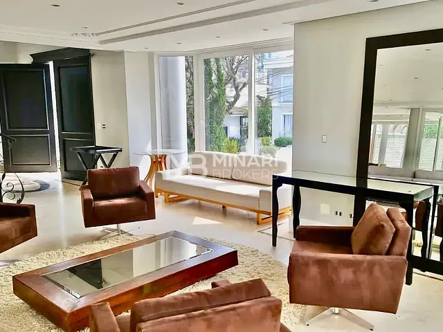 Casa com 800m² 4 quartos e 6 banheiros, à venda ou para alugar, no bairro Alphaville em Santana de Parnaíba