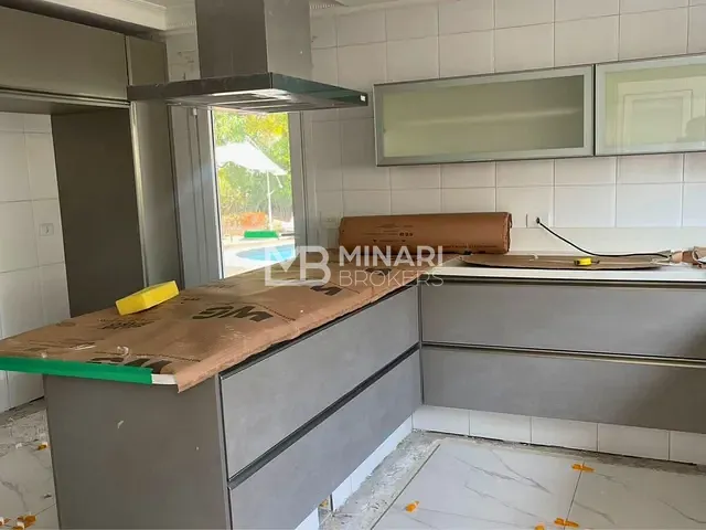 Casa com 800m² 4 quartos e 6 banheiros, à venda ou para alugar, no bairro Alphaville em Santana de Parnaíba