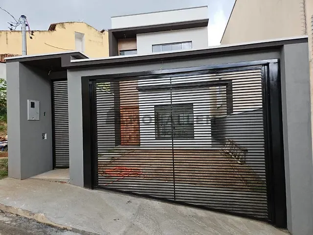 Casa com 126m² 3 quartos e 2 banheiros, à venda, no bairro Centro em Piranguinho