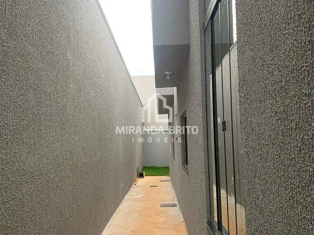 Casa 3 quartos e 3 banheiros, à venda, no bairro Setor Serra Dourada - 2ª Etapa em Aparecida de Goiânia