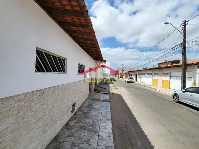 Casa com 220m² 3 quartos e 2 banheiros, à venda, no bairro Cohatrac I em São Luís