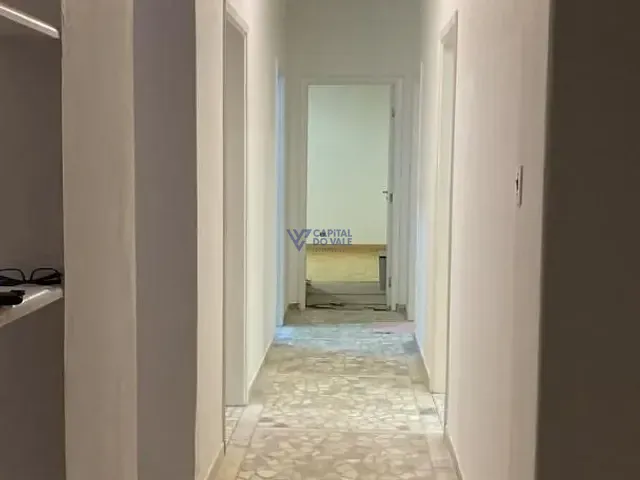 Casa com 465m² 3 quartos e 1 banheiro, à venda, no bairro Jardim Esplanada em São José dos Campos