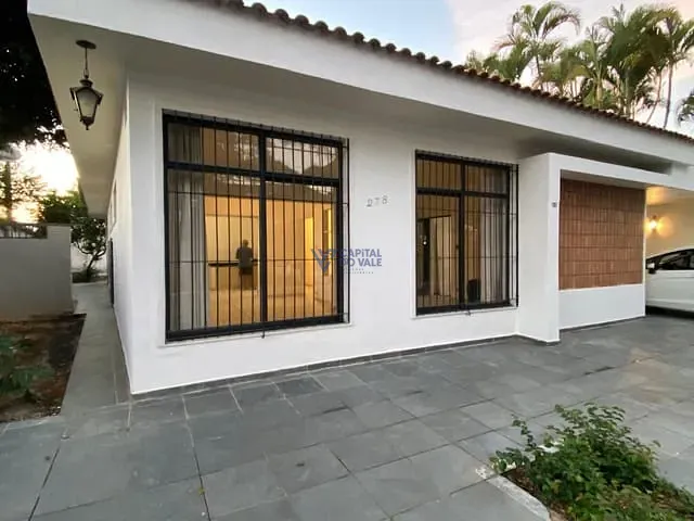 Casa com 465m² 3 quartos e 1 banheiro, à venda, no bairro Jardim Esplanada em São José dos Campos