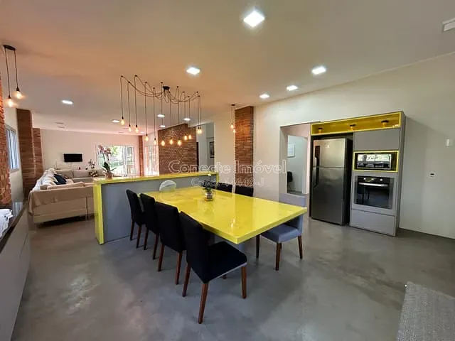 Casa com 5600m² 8 quartos e 10 banheiros, à venda, no bairro Condomínio Fazenda Duas Marias em Jaguariúna
