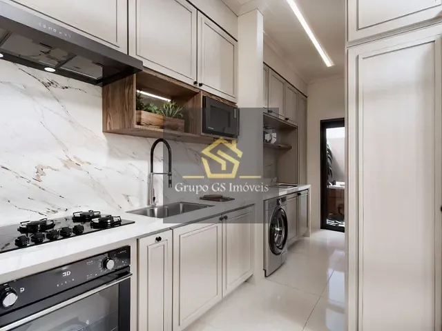 Casa com 175m² 3 quartos e 4 banheiros, à venda, no bairro Centro em Vinhedo