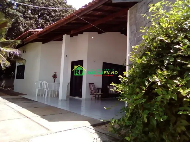 Casa com 1768m² 4 quartos e 3 banheiros, à venda, no bairro São Cristóvão em Teresina