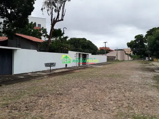 Casa com 1768m² 4 quartos e 3 banheiros, à venda, no bairro São Cristóvão em Teresina
