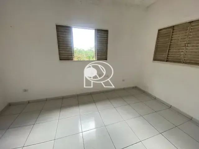 Casa com 142m² 2 quartos e 1 banheiro, à venda, no bairro Vila Ipe em Registro