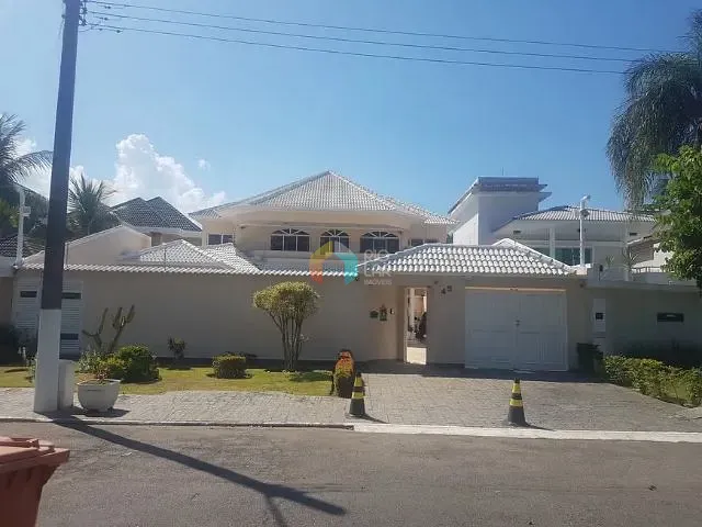 Casa com 650m² 5 quartos e 10 banheiros, à venda, no bairro Barra da Tijuca em Rio de Janeiro