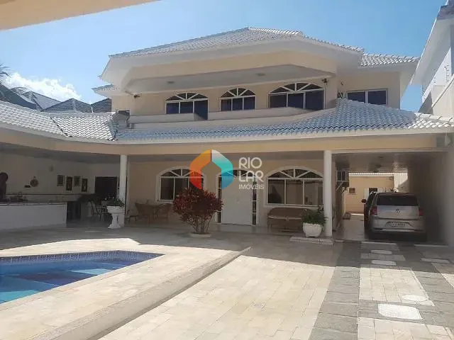 Casa com 650m² 5 quartos e 10 banheiros, à venda, no bairro Barra da Tijuca em Rio de Janeiro