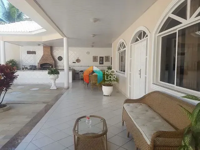 Casa com 650m² 5 quartos e 10 banheiros, à venda, no bairro Barra da Tijuca em Rio de Janeiro