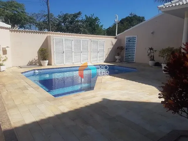 Casa com 650m² 5 quartos e 10 banheiros, à venda, no bairro Barra da Tijuca em Rio de Janeiro