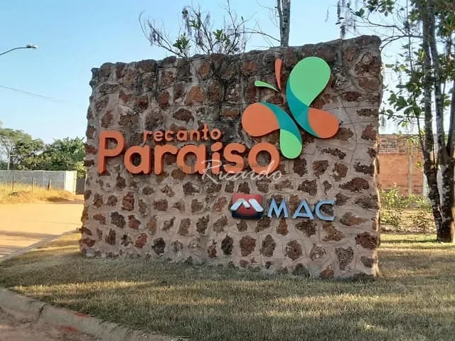 Casa com 1243m² 4 quartos e 6 banheiros, à venda, no bairro Setor Central em Guapó