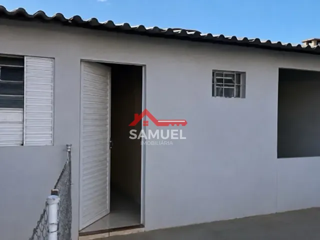 Casa com 400m² 5 quartos e 2 banheiros, à venda, no bairro Setor Habitacional Vicente Pires em Brasília
