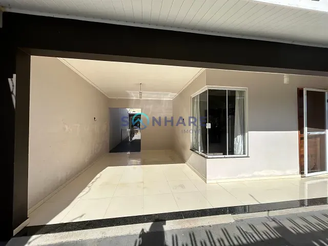 Casa 2 quartos e 2 banheiros, à venda ou para alugar, no bairro Palmonari em Siqueira Campos