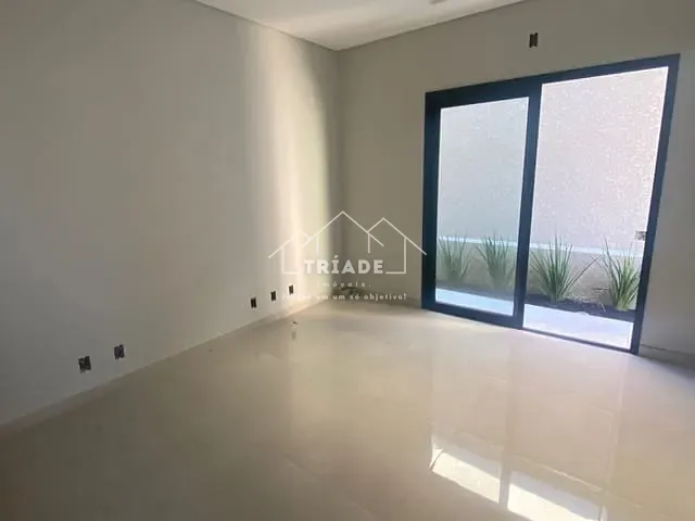 Casa com 180m² 3 quartos e 1 banheiro, à venda, no bairro Iguaçu em Araucária