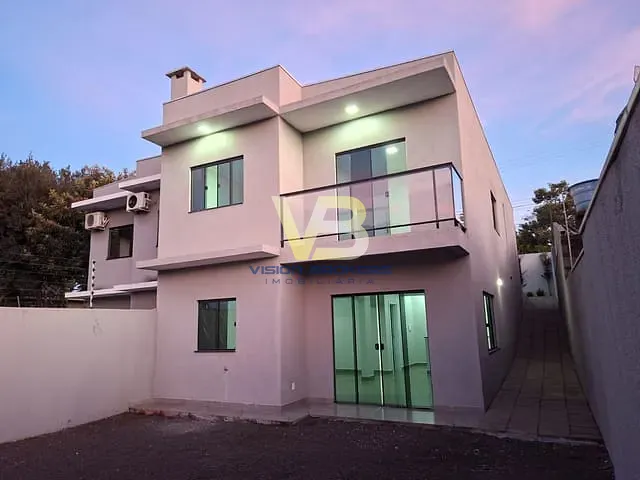Casa com 243m² 3 quartos e 2 banheiros, à venda, no bairro Universitário em Cascavel