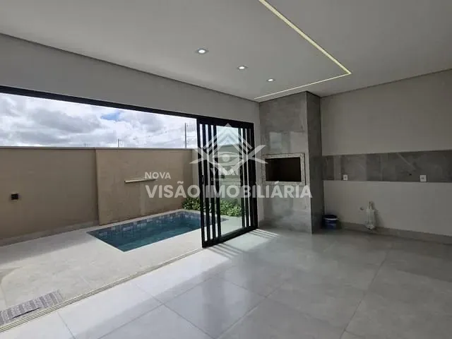 Casa com 224m² 3 quartos e 3 banheiros, à venda, no bairro Parque do Lago em Sinop