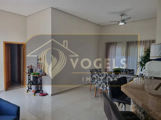 Casa 4 quartos e 3 banheiros, à venda, no bairro Jardim Holanda em Holambra