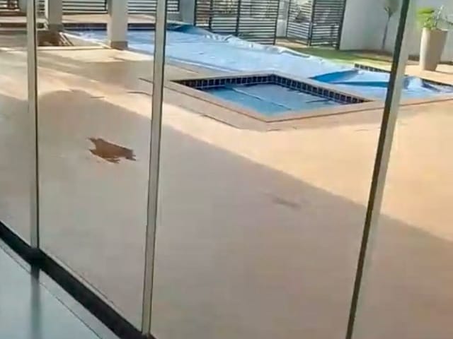 Casa 6 quartos e 4 banheiros, à venda, no bairro LAGO em Abadiânia