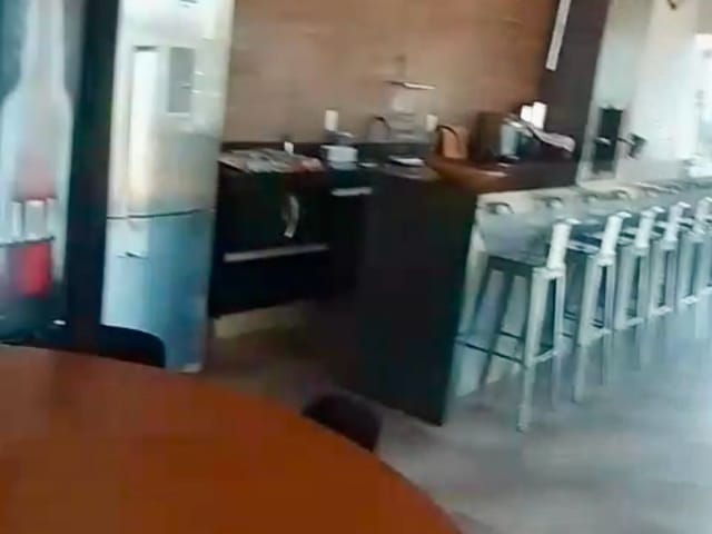 Casa 6 quartos e 4 banheiros, à venda, no bairro LAGO em Abadiânia