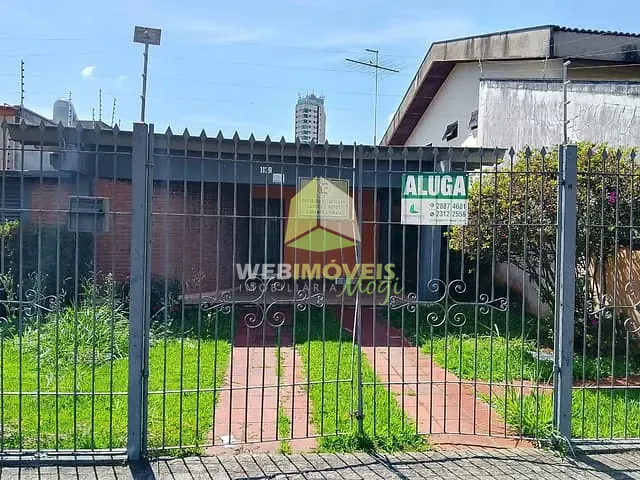 Casa com 400m², para alugar, no bairro Parque Monte Líbano em Mogi das Cruzes