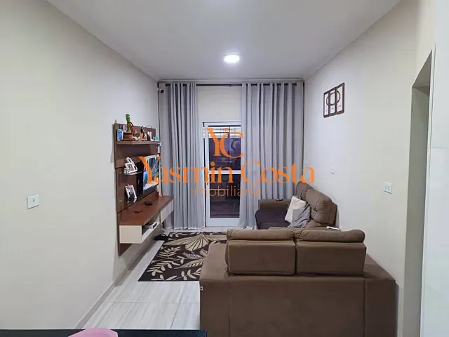 Casa 2 quartos e 1 banheiro, à venda, no bairro Colinas do Itaim em Cambuí