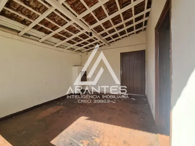 Casa 2 quartos e 1 banheiro, para alugar, no bairro Centro em Barretos