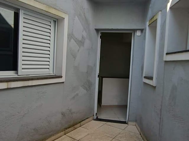 Apartamento 2 quartos e 1 banheiro, à venda, no bairro Jardim Santo Alberto em Santo André
