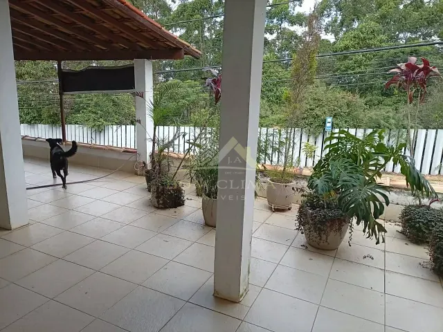 Casa 5 quartos e 1 banheiro, à venda, no bairro Aeroporto em Juiz de Fora