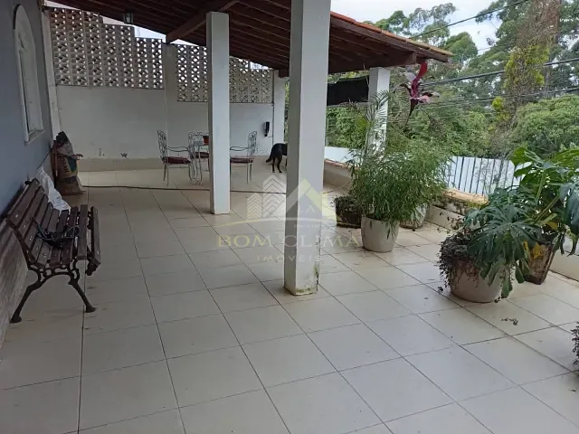 Casa 5 quartos e 1 banheiro, à venda, no bairro Aeroporto em Juiz de Fora