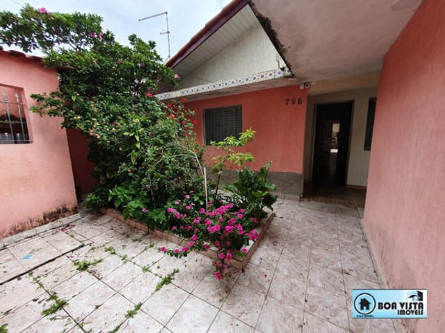 Foto do Casa - Residência Aconchegante: 3 Quartos, 2 Vagas, 200m² em Parque Maria Helena, Suzano - SP, Próxima à Estação e Terminal de Ônibus | Boa Vista Imóveis Suzano