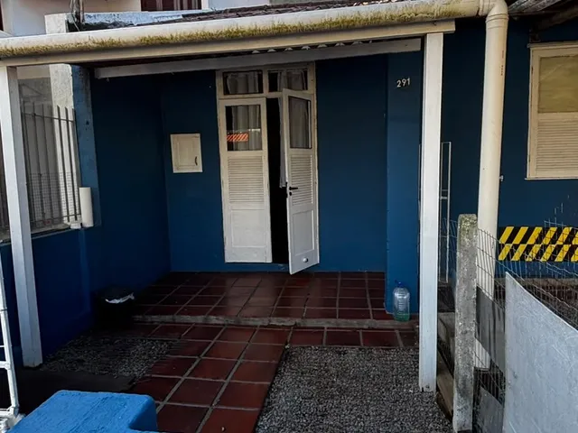 Casa com 64m² 2 quartos e 1 banheiro, para alugar, no bairro Saco dos Limões em Florianópolis