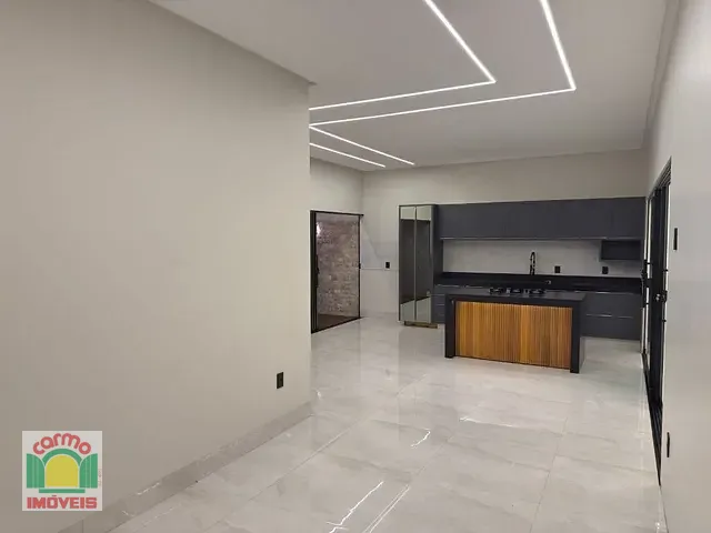 Casa com 200m² 3 quartos e 3 banheiros, à venda, no bairro Residencial Ayrton Senna em Anápolis