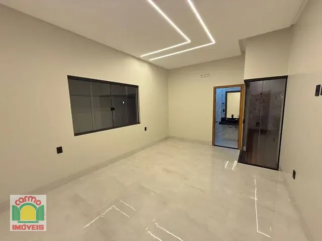 Casa com 200m² 3 quartos e 3 banheiros, à venda, no bairro Residencial Ayrton Senna em Anápolis
