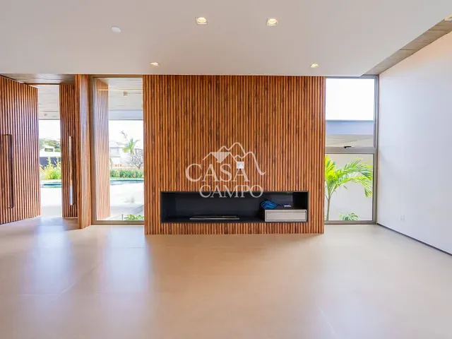 Casa com 1602m² 4 quartos e 6 banheiros, à venda, no bairro Residencial Parque Campos de Santo Antônio II em Itu