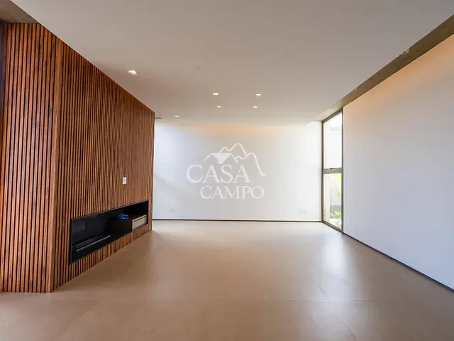 Casa com 1602m² 4 quartos e 6 banheiros, à venda, no bairro Residencial Parque Campos de Santo Antônio II em Itu