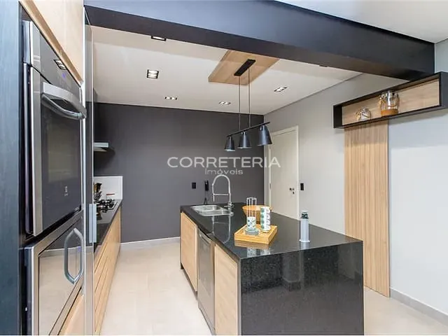 Casa 4 quartos e 4 banheiros, à venda, no bairro Alto da Boa Vista em São Paulo