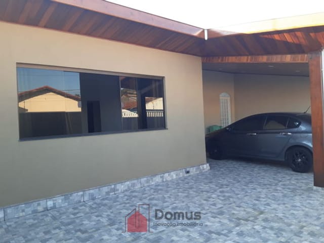 Casa com 270m², à venda, no bairro Parque São Luís em Taubaté