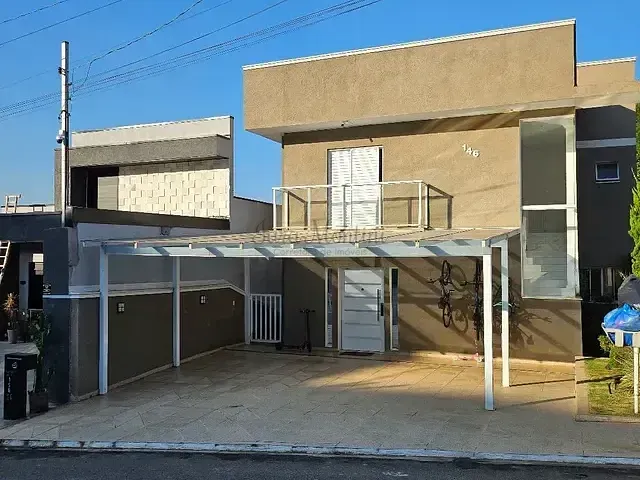 Casa com 500m² 3 quartos e 3 banheiros, à venda, no bairro Chácara Roselândia em Cotia