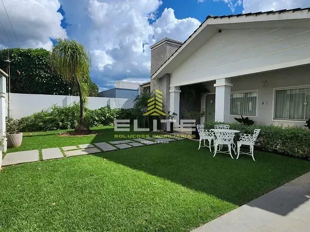 Casa com 340m² 3 quartos e 1 banheiro, à venda, no bairro Parque Universitário em Sorriso